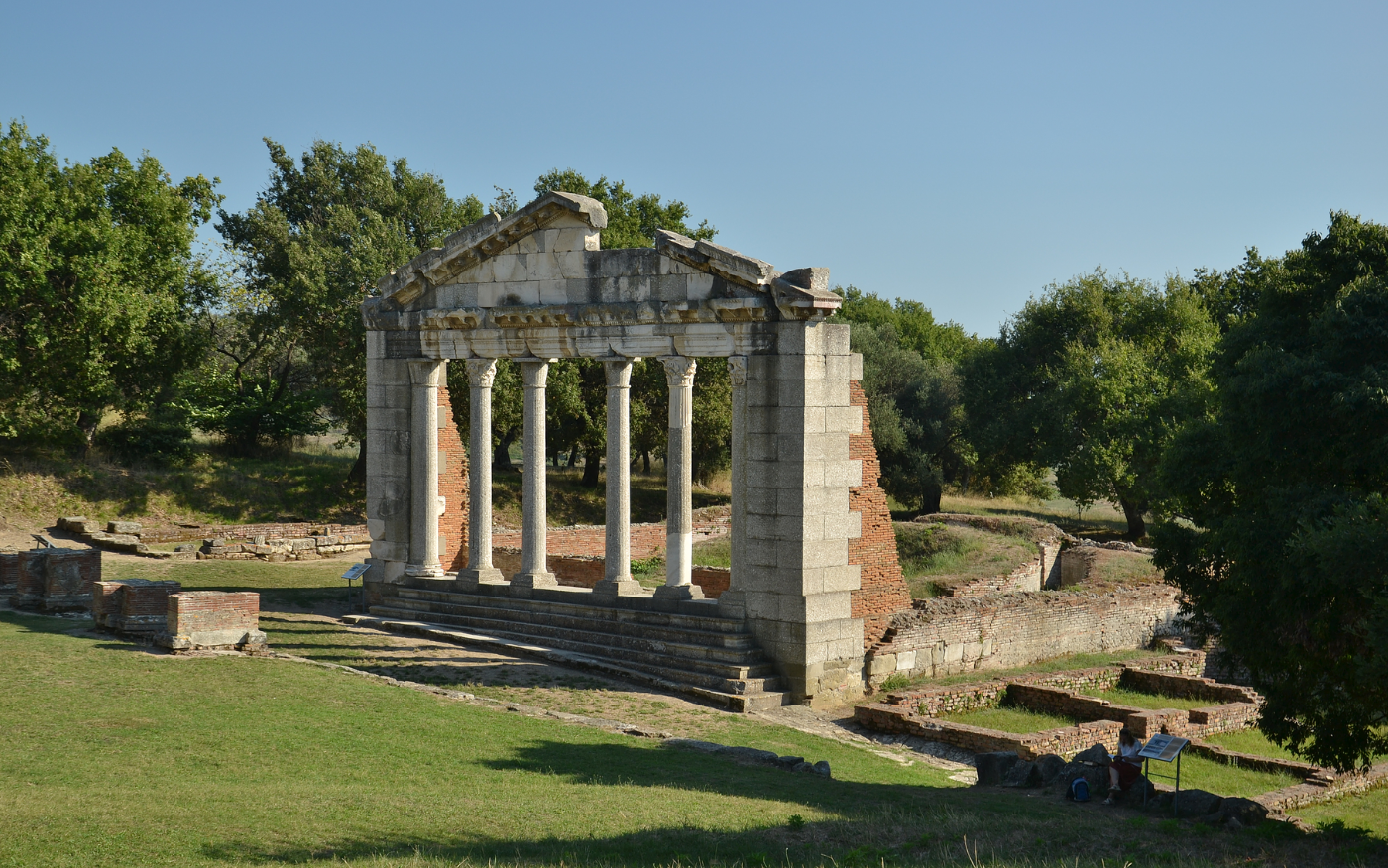 Apollonia, Albania: Ancient City of the Illyrian Coast